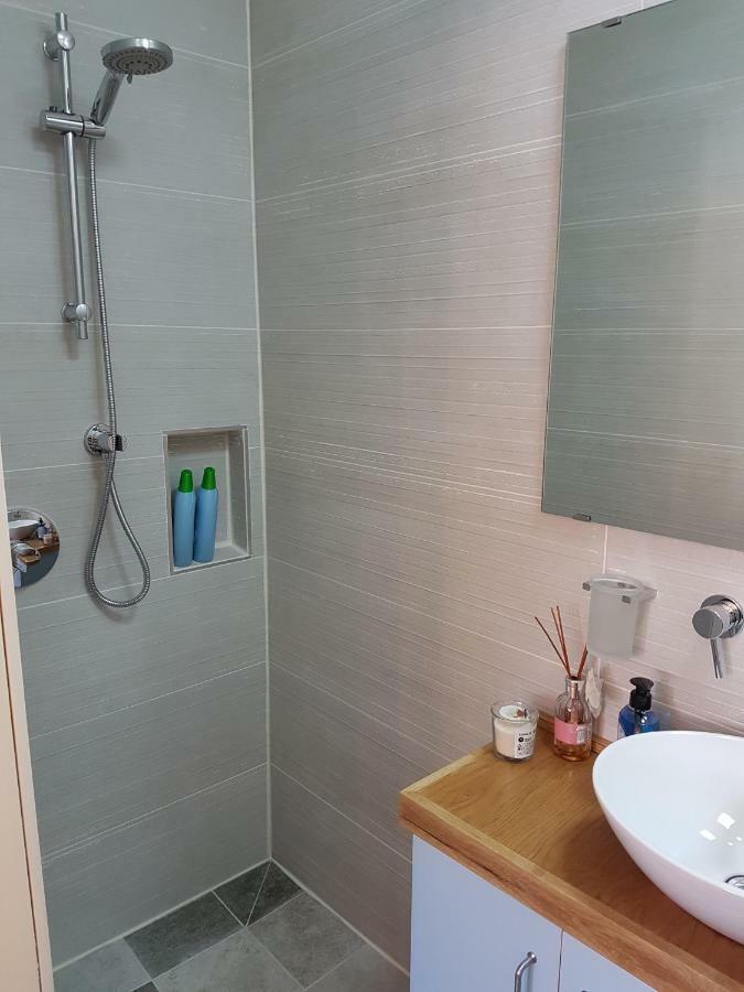 The Hbs Suite Ness Ziona ภายนอก รูปภาพ